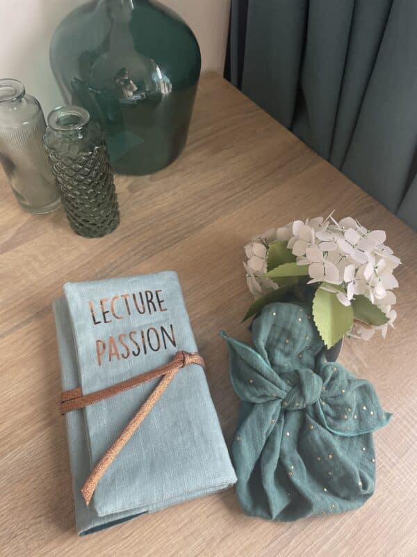 Pochette protège livre en lin personnalisable – Image 2