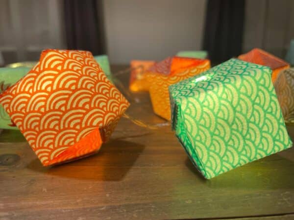 Guirlande lumineuse origami cube
